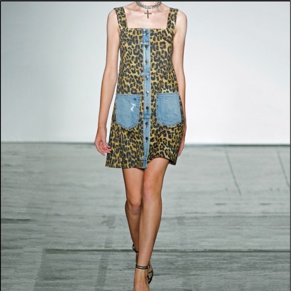 Nicole Miller Dresses & Skirts - Nicole Miller Button Down Dress